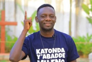 Katonda (Y'abadde Mw' Eno Ensonga ) Remix By Pastor Wilson Bugembe